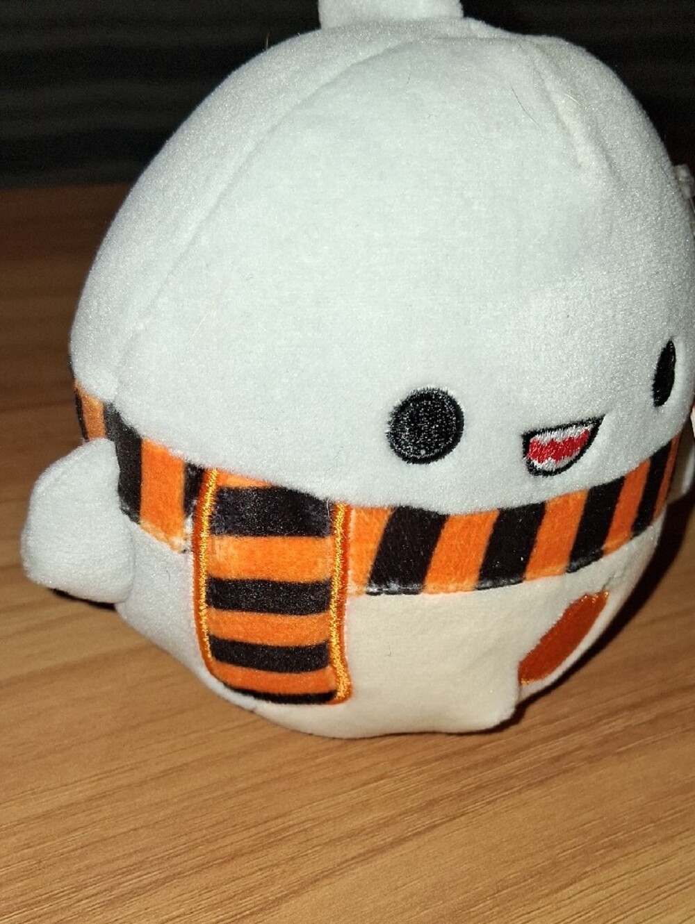 Squishmallows White Plush Shark with Orange and Black Striped Scarf - Picture 3 of 7